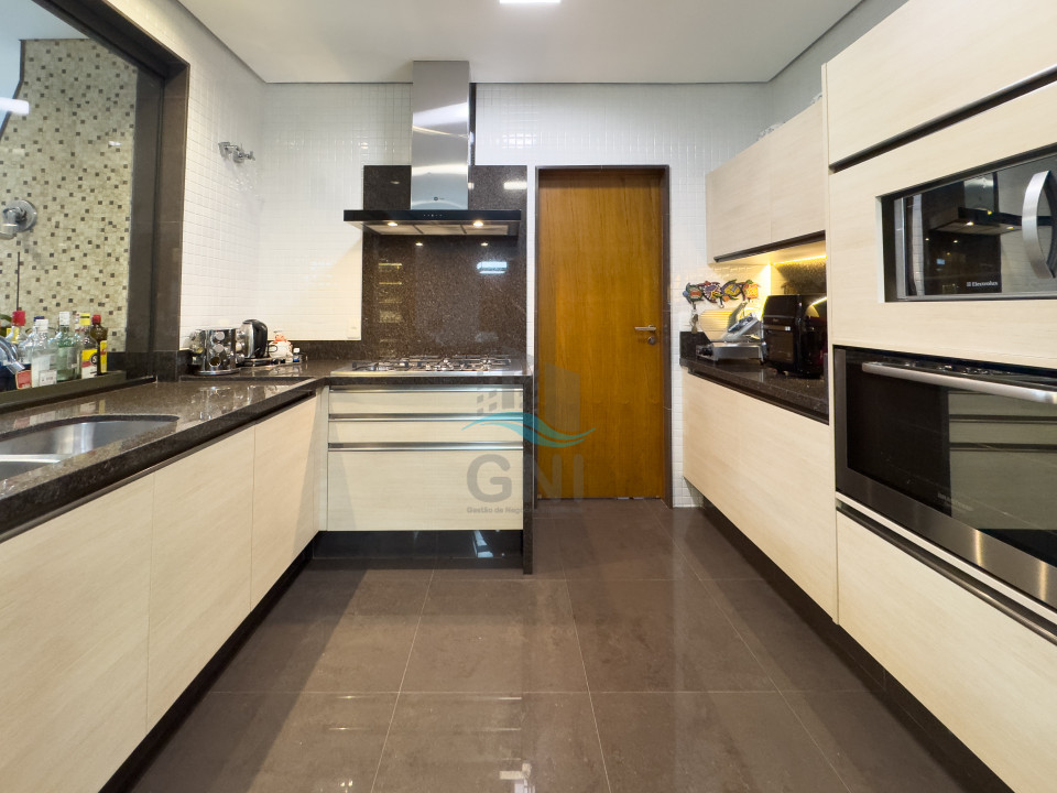 Imagens do imóveis CASA A VENDA - CONDOMÍNIO ROYAL TENNIS