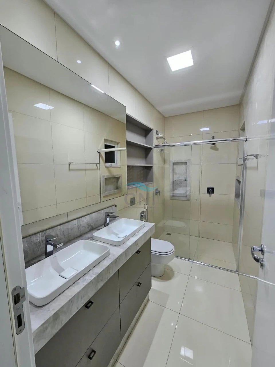 CASA SOBRADO A VENDA - JARDIM TOZZI