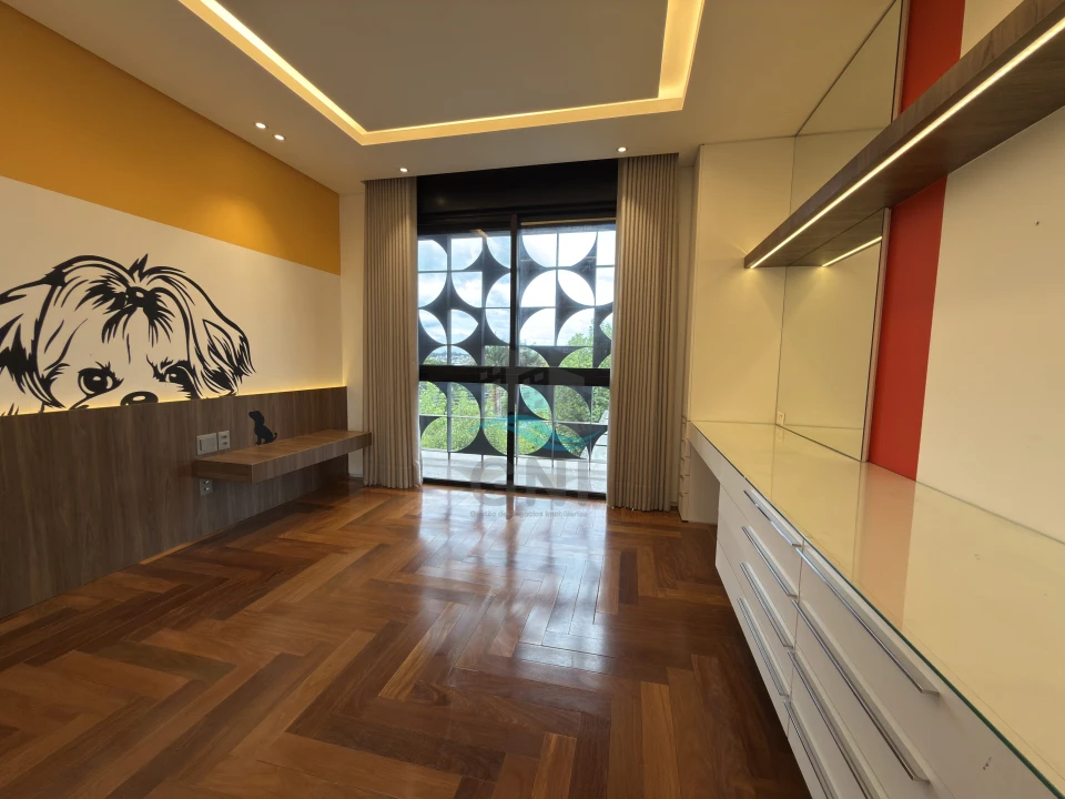 Imagens do imóveis CASA A VENDA - CONDOMINIO ROYAL PARK