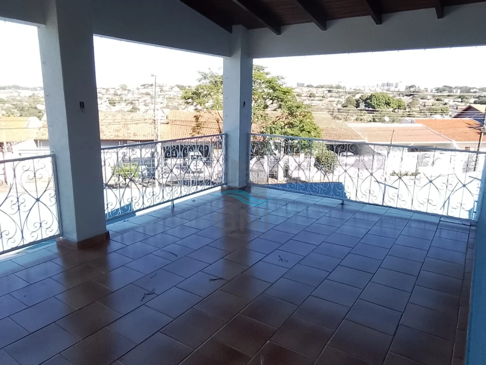 Imagens do imóveis SOBRADO PARA LOCAÇÃO - BAIRRO BANCARIOS