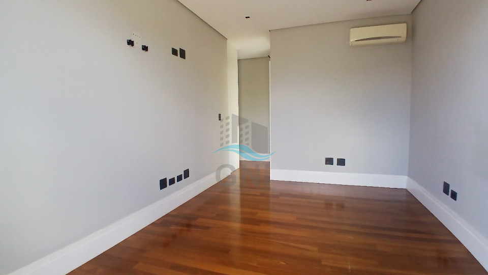 Imagens do imóveis CASA A VENDA - CONDOMINIO ROYAL PARK