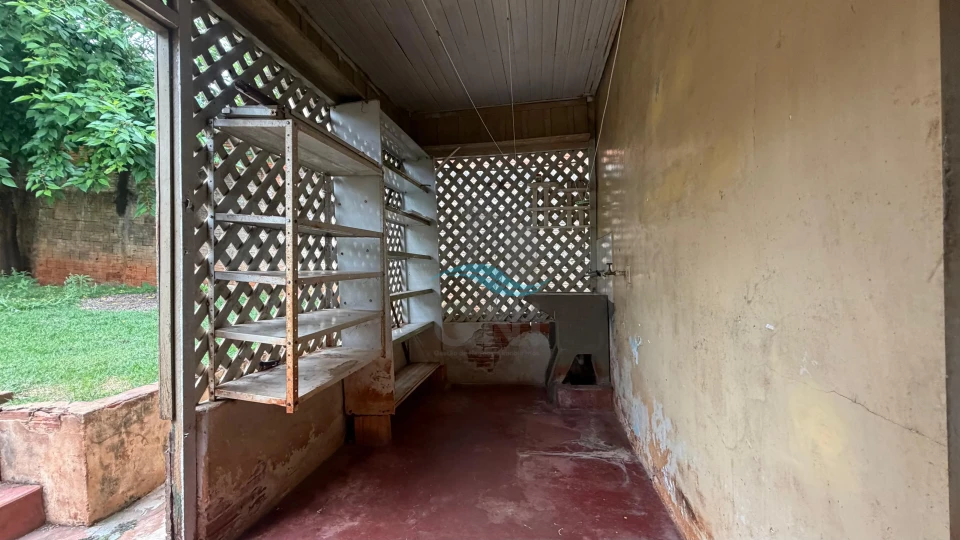 CASA A VENDA - BANCÁRIOS