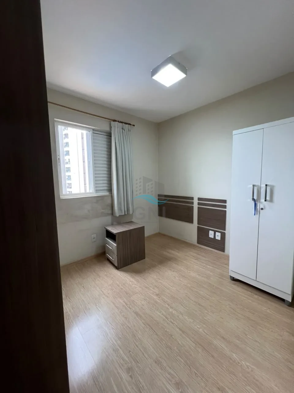APARTAMENTO A VENDA - EDIFÍCIO SPLENDOR
