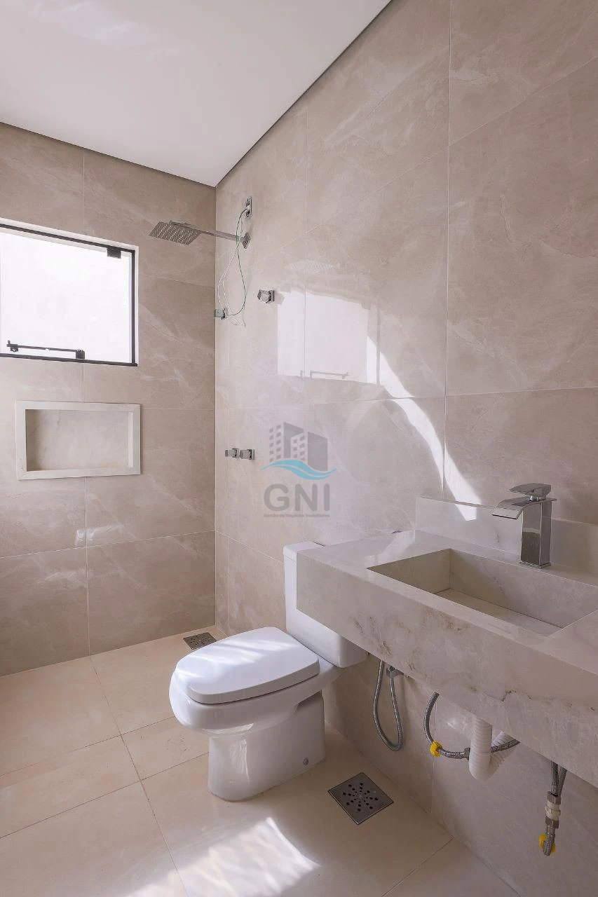 Imagens do imóveis CASA A VENDA - CONDOMINIO PARQUE TAUA ARANGUA