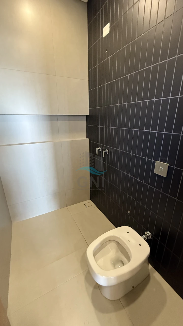 Imagens do imóveis CASA A VENDA - CONDOMINIO PARQUE TAUA ARAÇARI