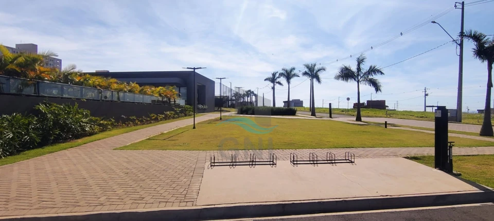 Imagens do imóveis TERRENO A VENDA - CONDOMINIO PAYSAGE INDAIÁ