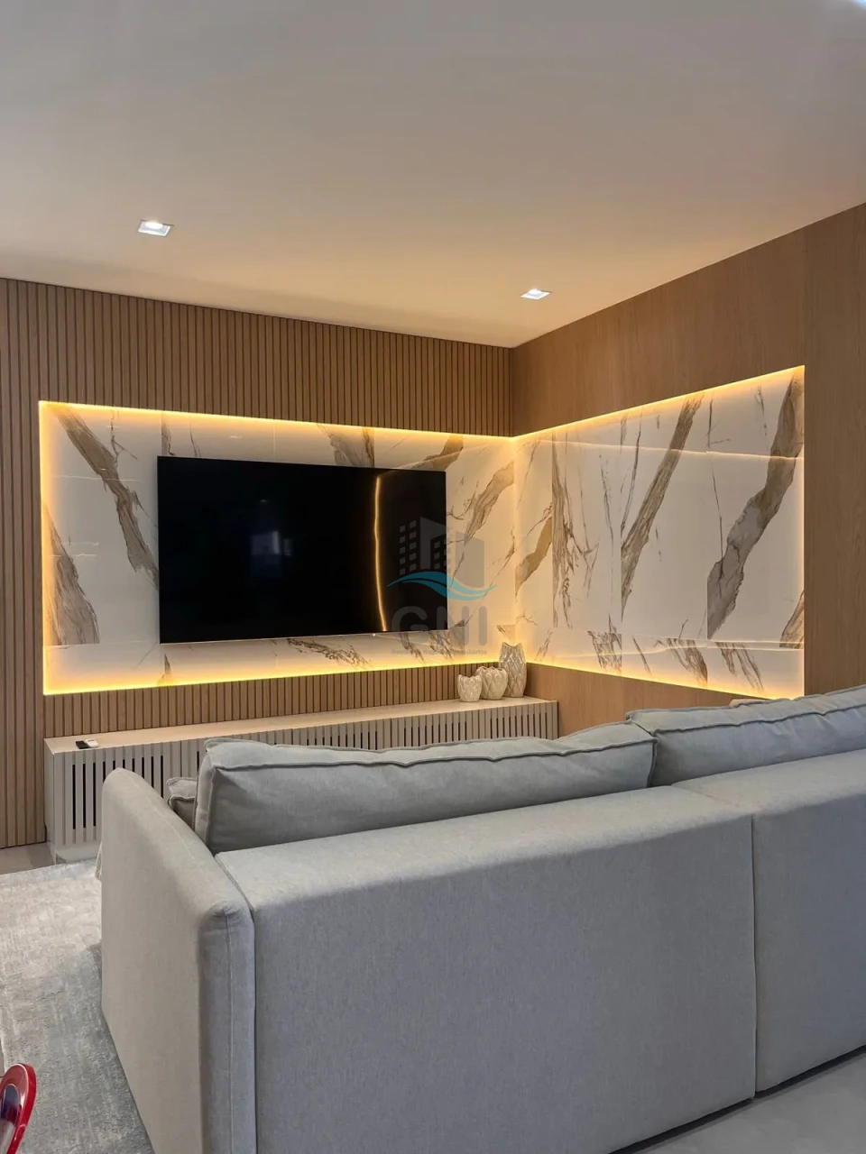 APARTAMENTO A VENDA - EDIFÍCIO TRIANON