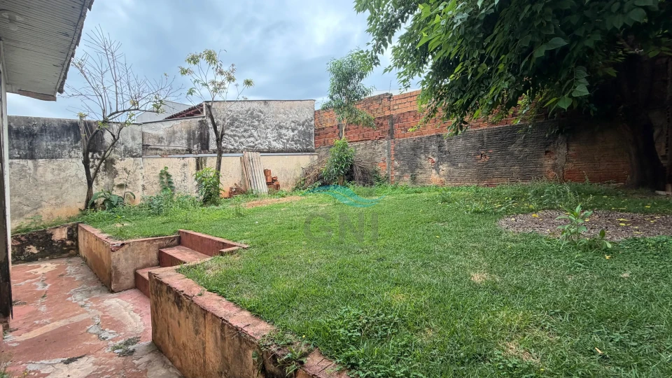 CASA A VENDA - BANCÁRIOS