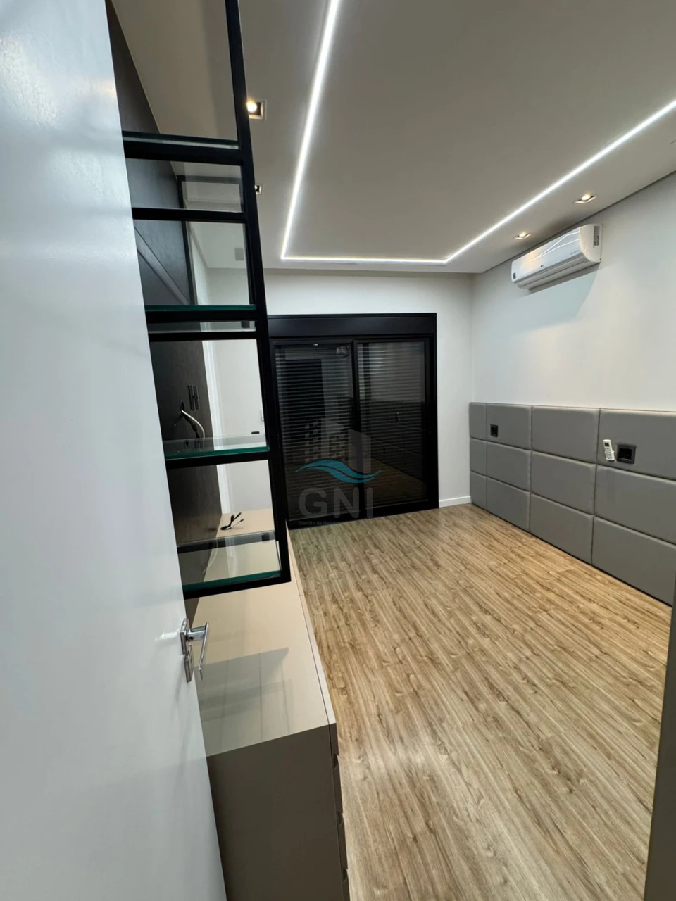Imagens do imóveis CASA A VENDA - CONDOMÍNIO SUN LAKE RESIDENCE