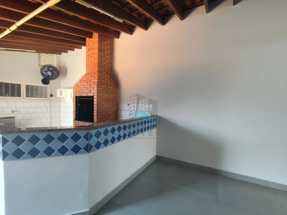 Imagens do imóveis CASA PARA LOCAÇÃO RESIDENCIAL/COMERCIAL - BAIRRO AURORA