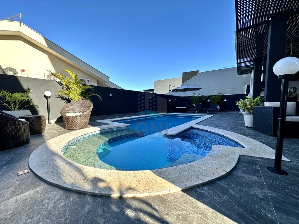 Imagens do imóveis CASA A VENDA - CONDOMÍNIO SUN LAKE RESIDENCE