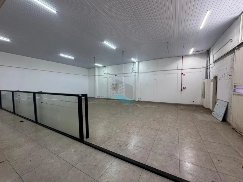 Imagens do imóveis GALPÃO PARA LOCAÇÃO - AVENIDA TIRADENTES