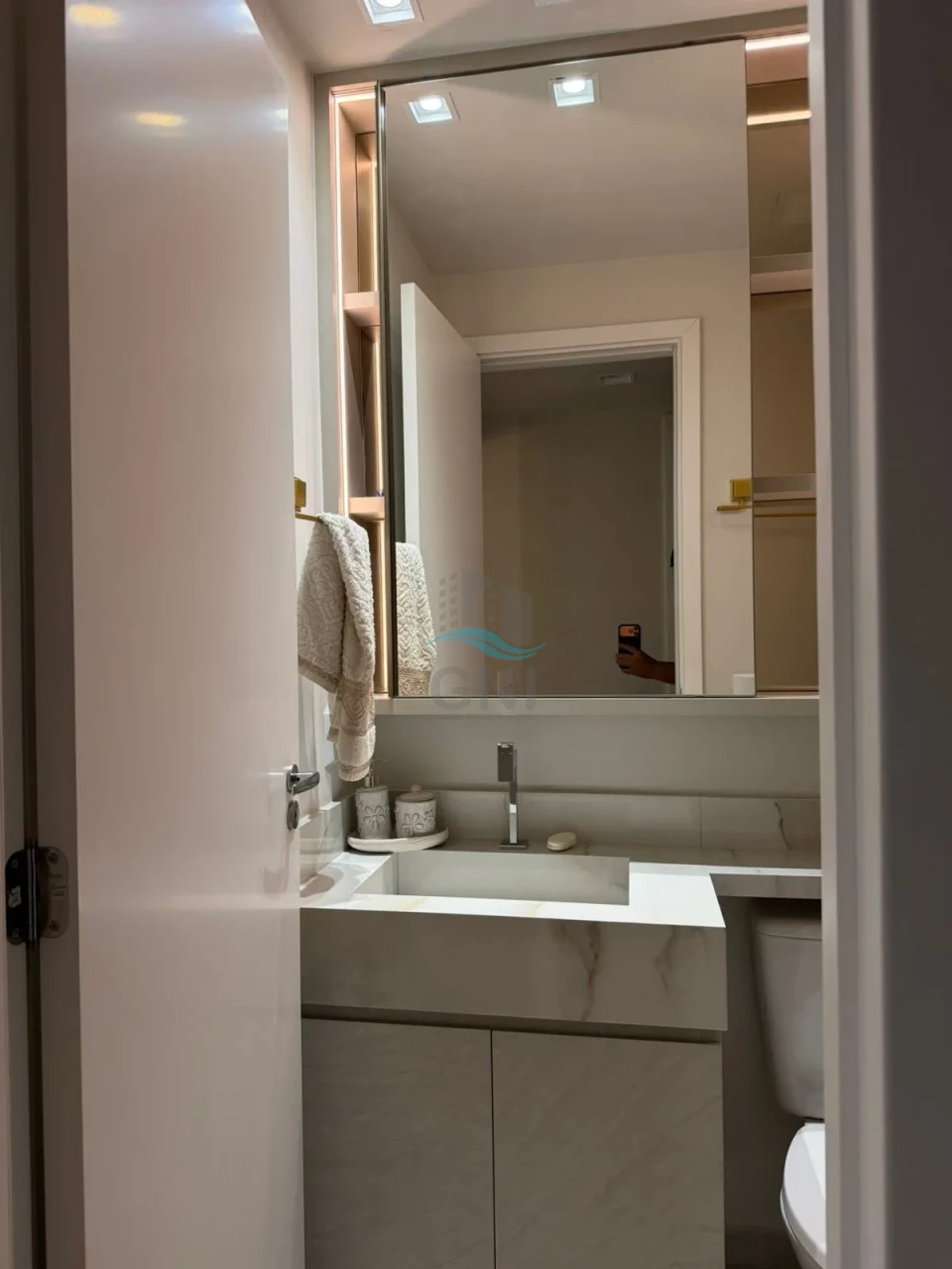 Imagens do imóveis APARTAMENTO A VENDA - EDIFÍCIO HAMPTONS RESIDENCE