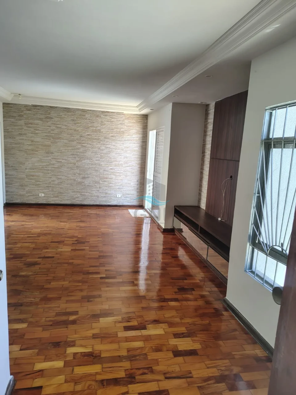 Imagens do imóveis CASA A VENDA - JARDIM ALPES I