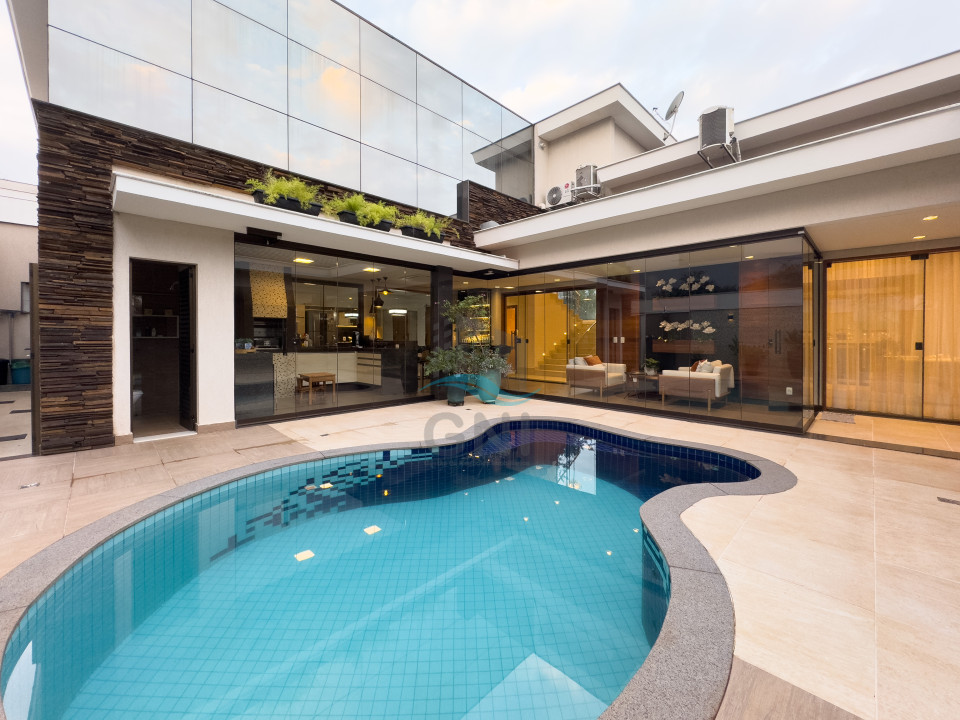 Imagens do imóveis CASA A VENDA - CONDOMÍNIO ROYAL TENNIS