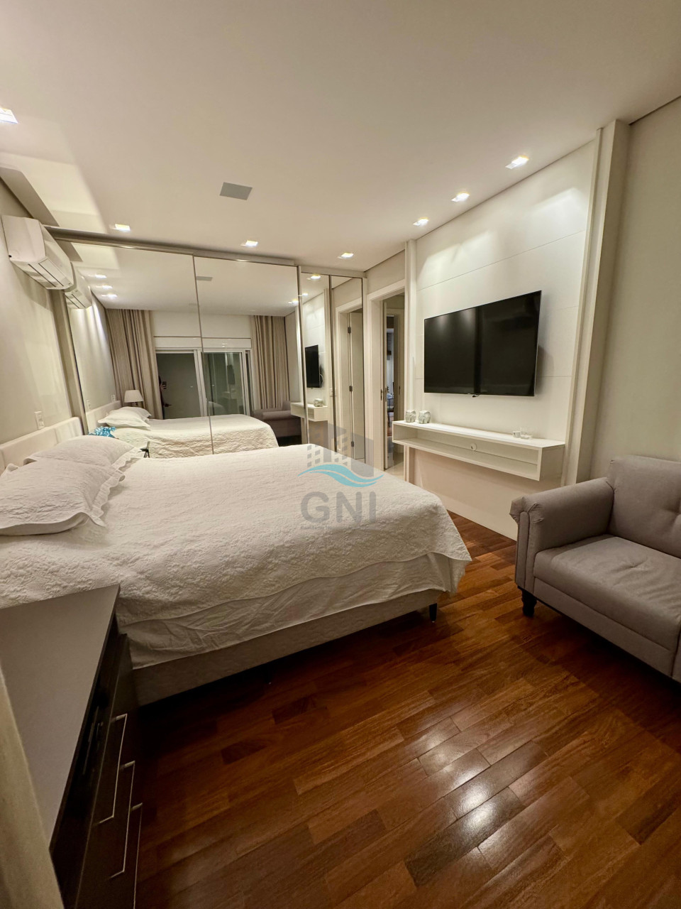 Imagens do imóveis APARTAMENTO A VENDA - EDIFICIO TORRE ALICANTE