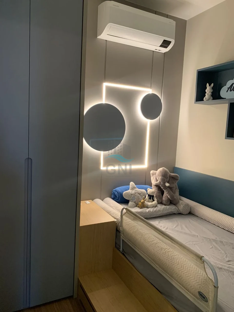 APARTAMENTO A VENDA - EDIFÍCIO TRIANON