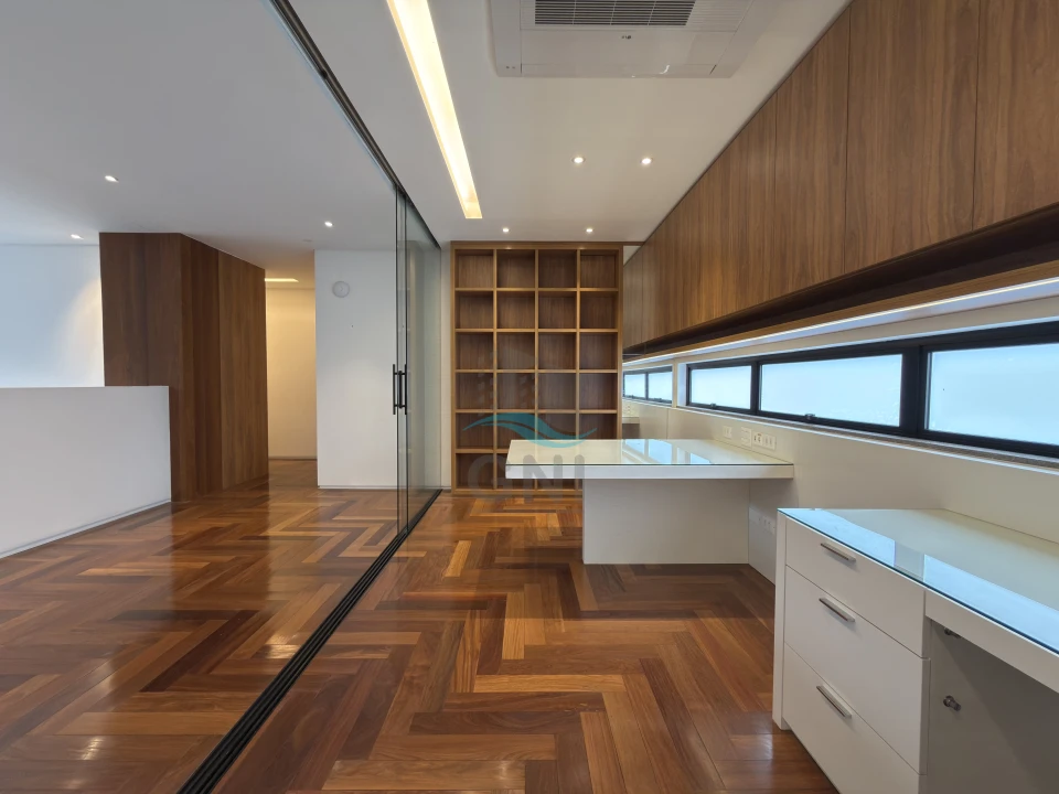 Imagens do imóveis CASA A VENDA - CONDOMINIO ROYAL PARK