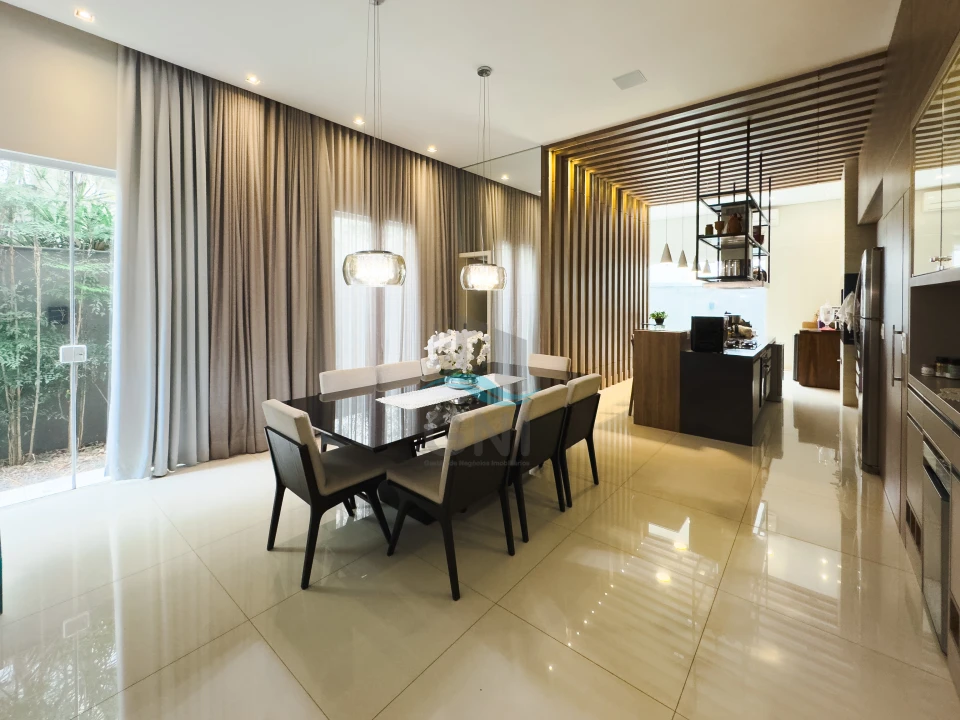 Imagens do imóveis CASA A VENDA - CONDOMINIO ALPHAVILLE II