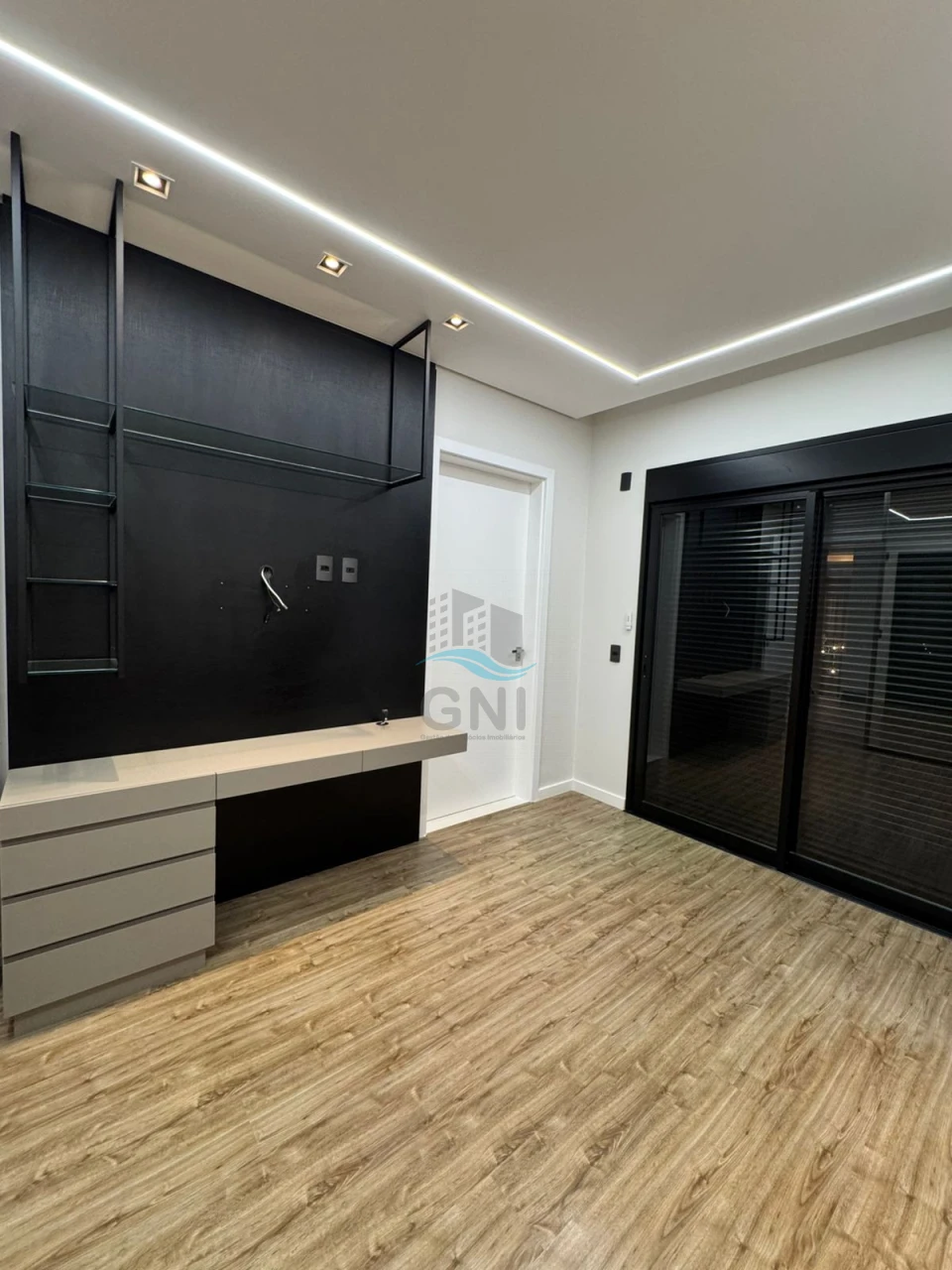 Imagens do imóveis CASA A VENDA - CONDOMÍNIO SUN LAKE RESIDENCE