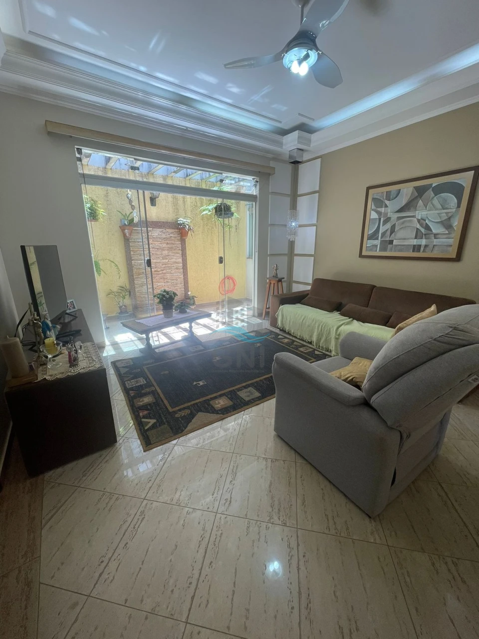 Imagens do imóveis CASA A VENDA - BAIRRO AURORA