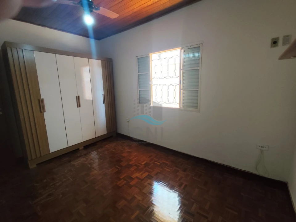 Imagens do imóveis CASA PARA LOCAÇÃO RESIDENCIAL/COMERCIAL - BAIRRO AURORA