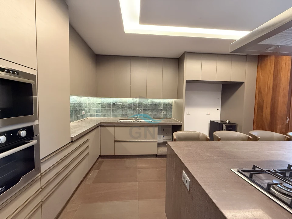 Imagens do imóveis CASA A VENDA - CONDOMINIO ROYAL PARK