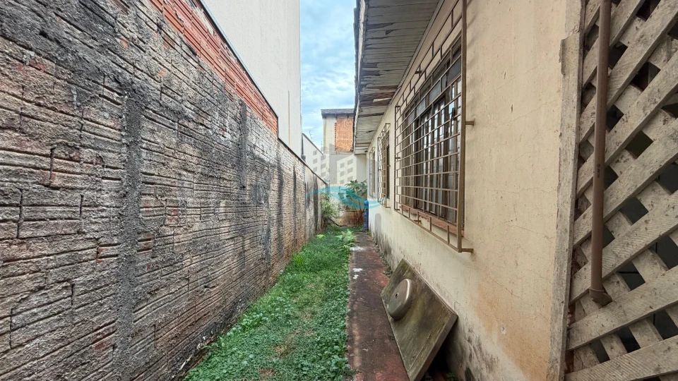 CASA A VENDA - BANCÁRIOS