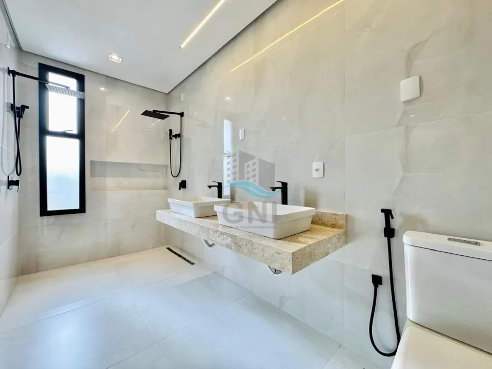 Imagens do imóveis CASA A VENDA - CONDOMINIO PARQUE TAUA ARACARI