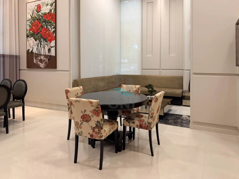 APARTAMENTO A VENDA - EDIFICIO PALAZZO DI CESARE
