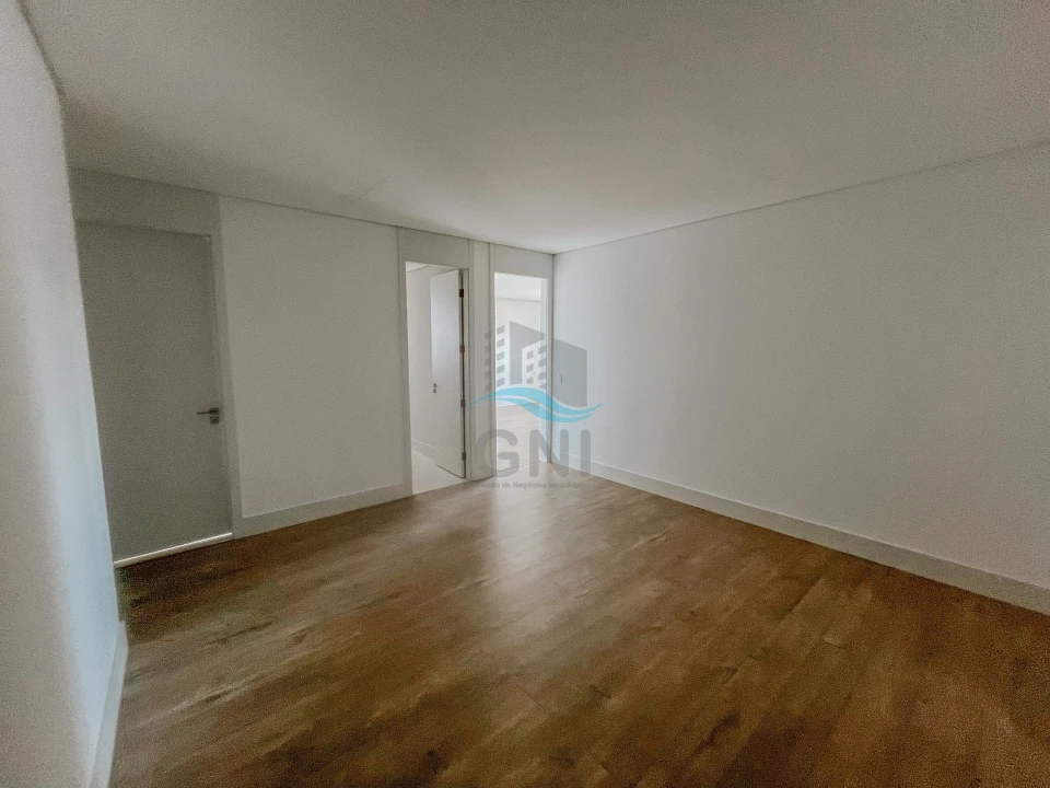 APARTAMENTO A VENDA - EDIFICIO LA TORRE