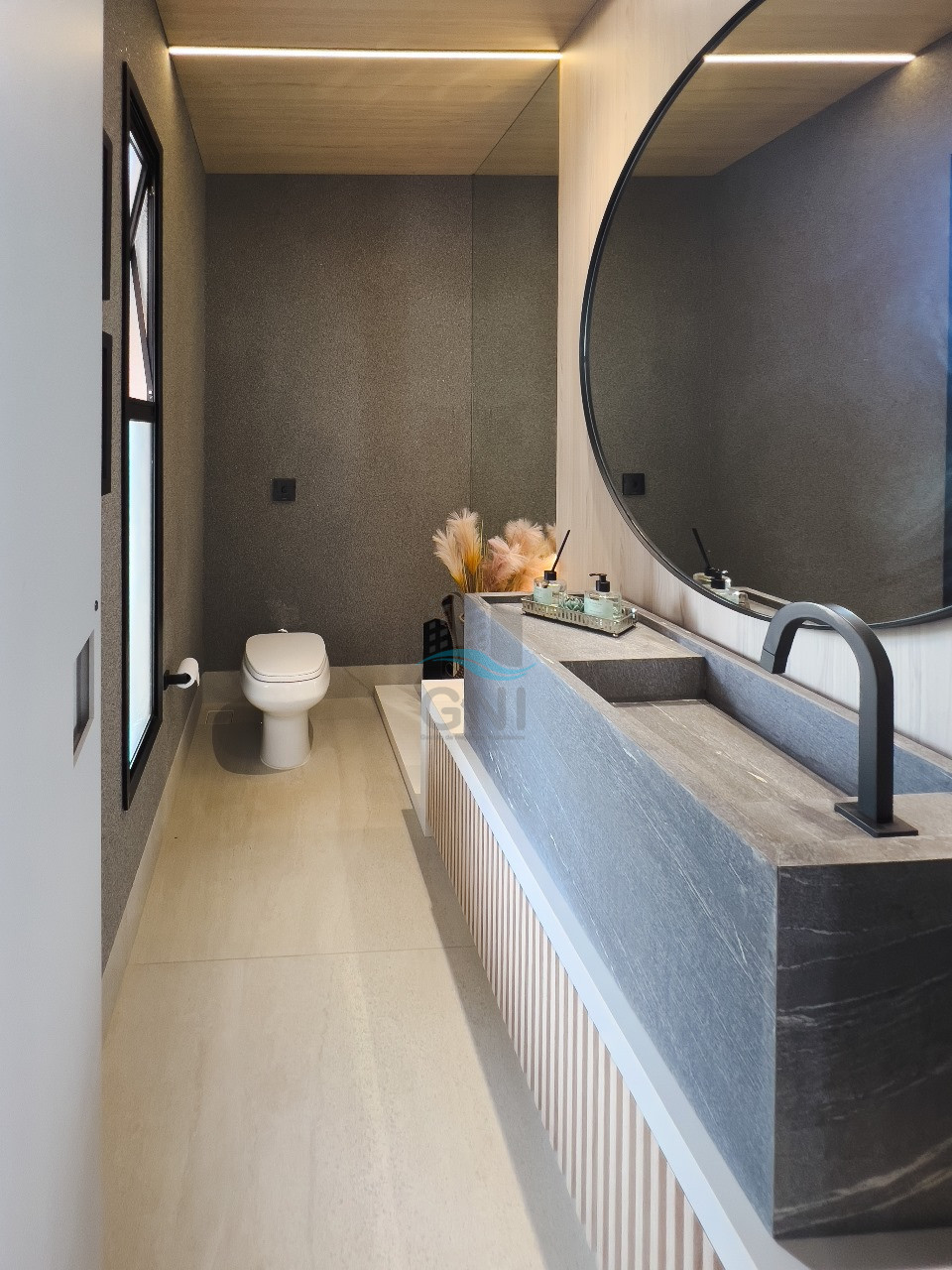 Imagens do imóveis CASA A VENDA - CONDOMINIO SUN LAKE RESIDENCE