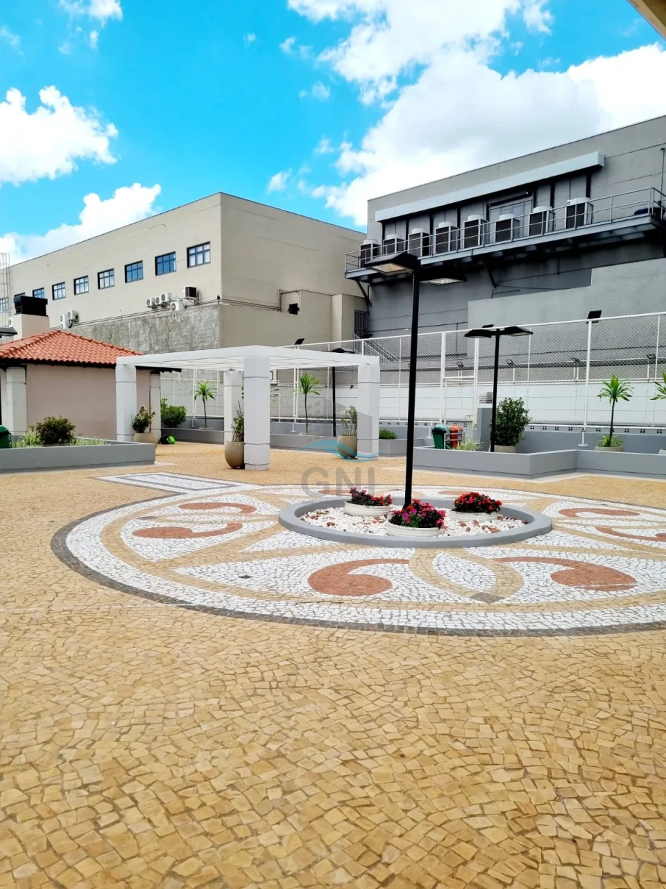 APARTAMENTO A VENDA - EDIFÍCIO SPLENDOR