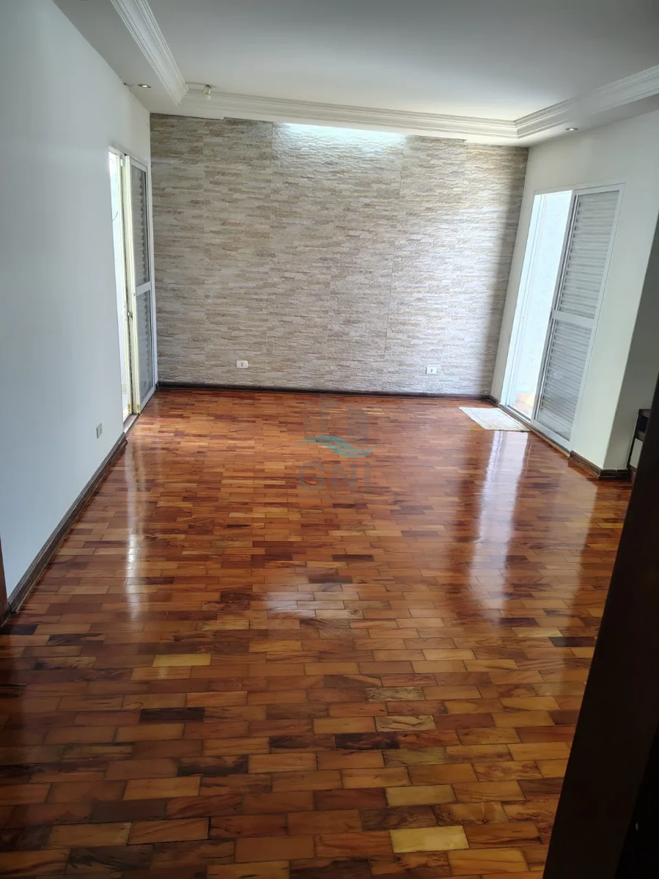 Imagens do imóveis CASA A VENDA - JARDIM ALPES I