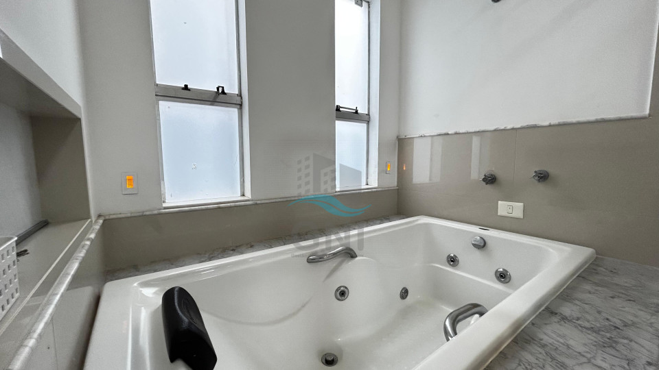 Imagens do imóveis CASA A VENDA - CONDOMÍNIO SUN LAKE RESIDENCE
