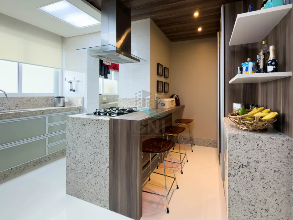 APARTAMENTO A VENDA - EDIFICIO PALAZZO DI CESARE
