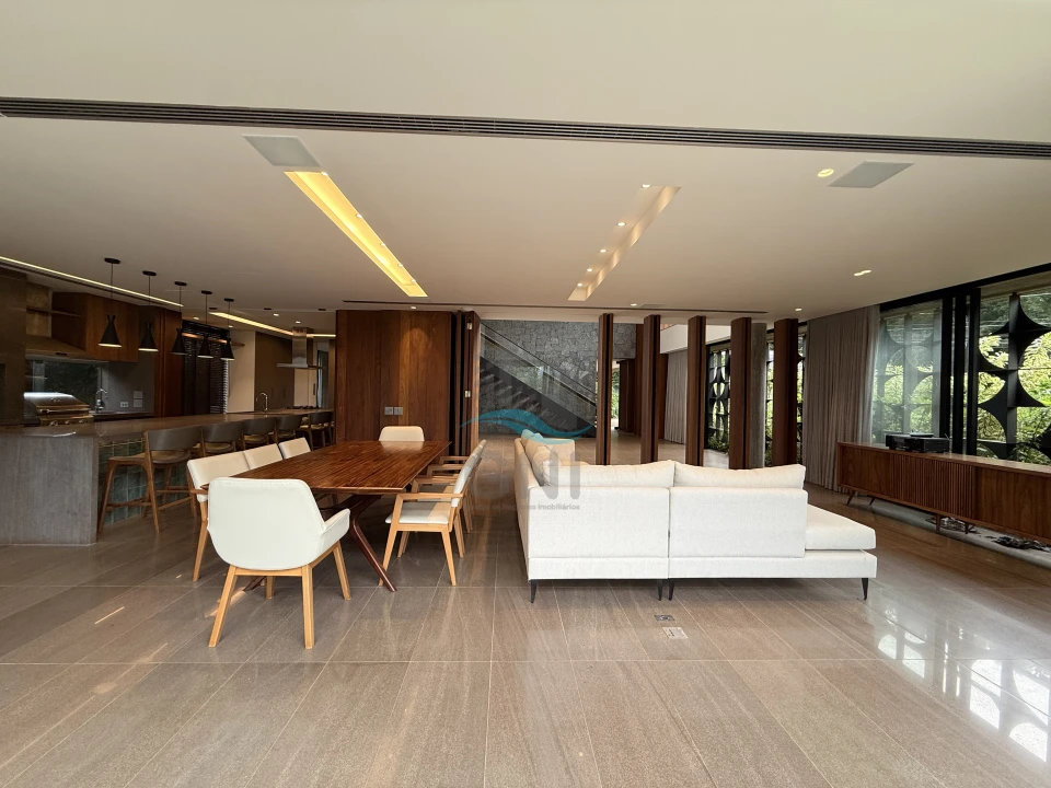 Imagens do imóveis CASA A VENDA - CONDOMINIO ROYAL PARK