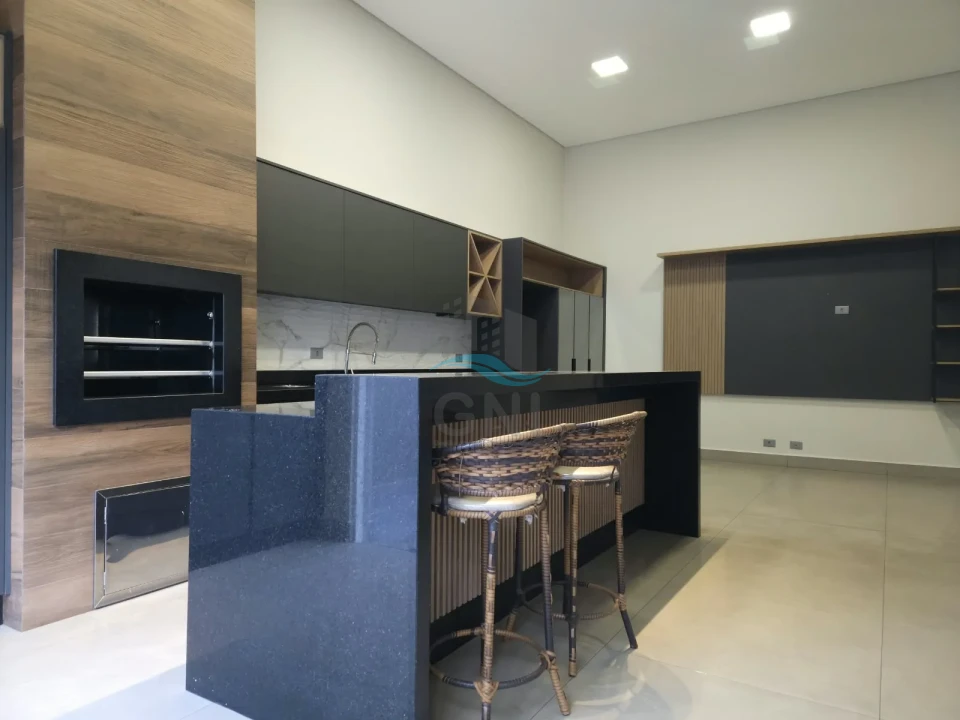 CASA SOBRADO A VENDA - JARDIM TOZZI