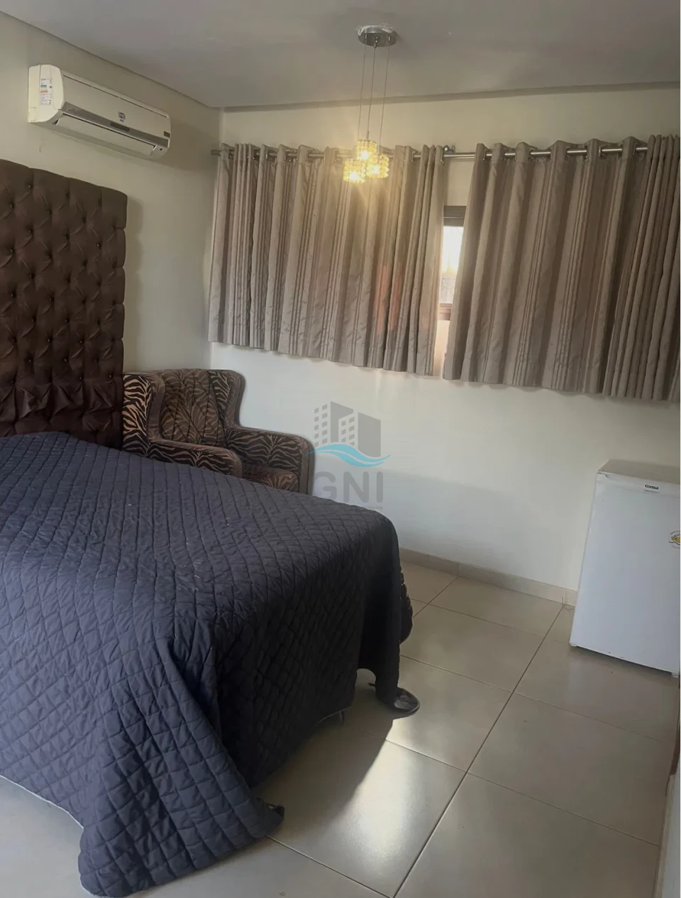Imagens do imóveis CASA A VENDA - CONDOMINIO ROYAL FOREST