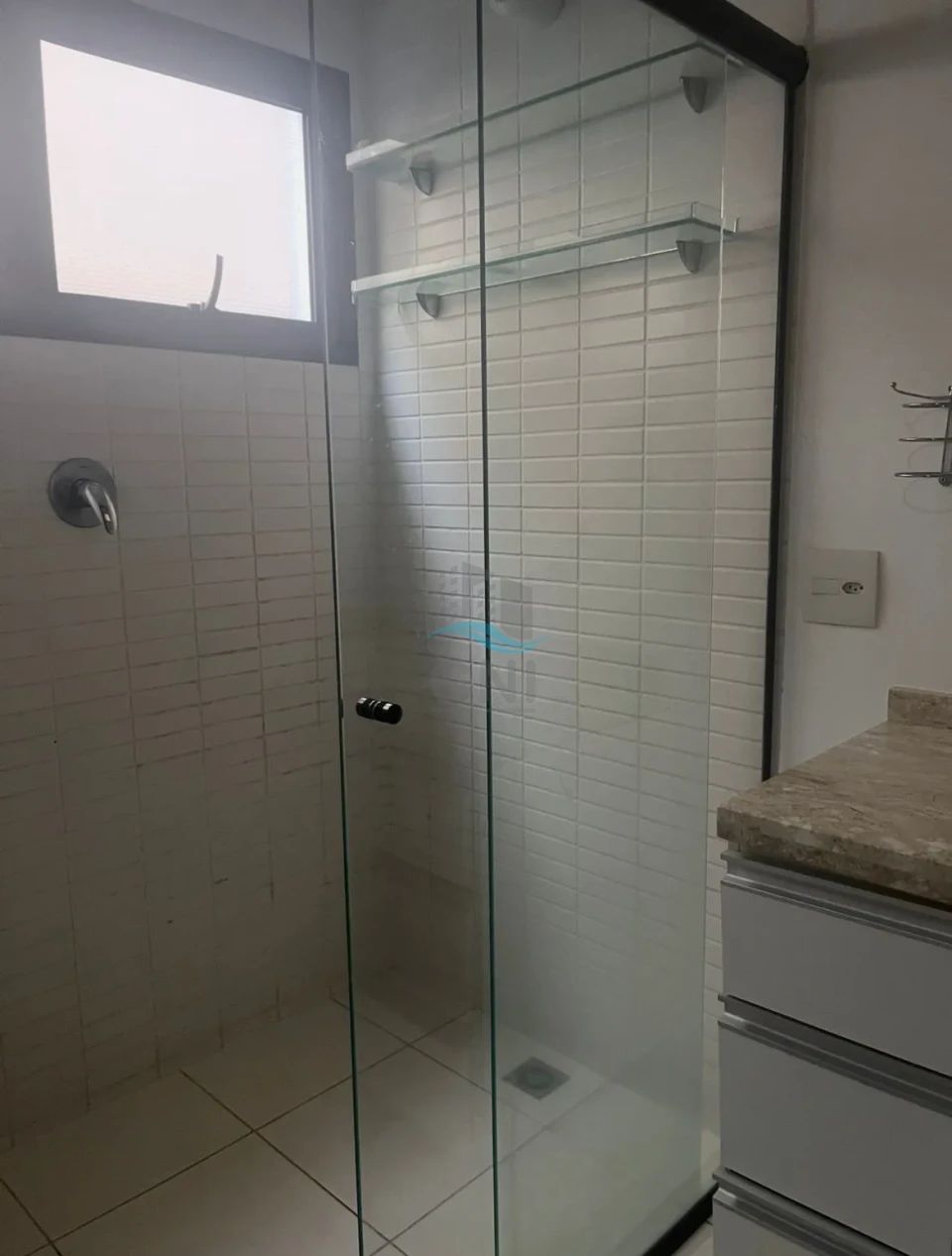 Imagens do imóveis CASA A VENDA - CONDOMINIO ROYAL FOREST