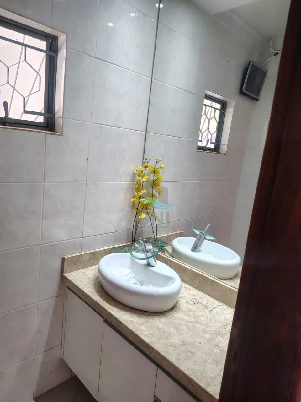 Imagens do imóveis CASA A VENDA - JARDIM ALPES I