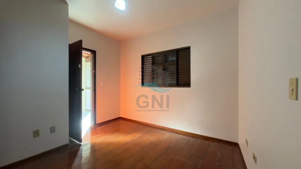 Imagens do imóveis CASA A VENDA - BAIRRO PORTAL DE VERSALHES II