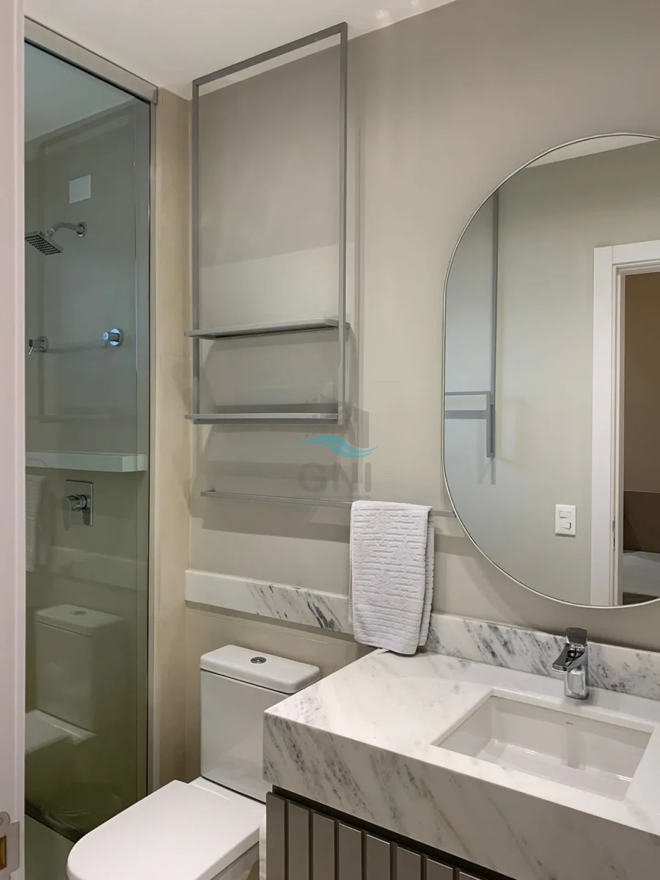 APARTAMENTO A VENDA - EDIFÍCIO TRIANON