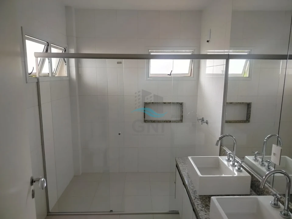 CASA PARA LOCAÇÃO - CONDOMINIO ROYAL MAISON