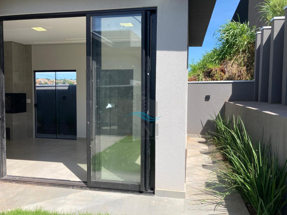 CASA A VENDA - CONDOMINIO TAUA ARAGUARI Imagens do imóveis CASA A VENDA - CONDOMINIO TAUA ARAGUARI