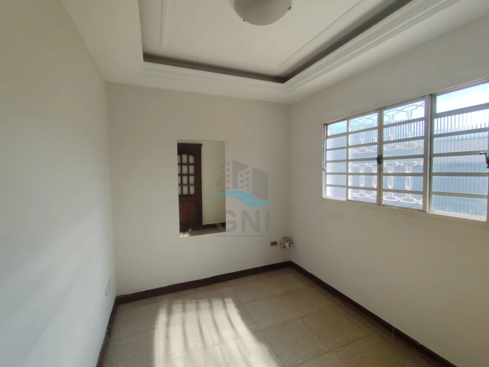 Imagens do imóveis CASA PARA LOCAÇÃO RESIDENCIAL/COMERCIAL - BAIRRO AURORA