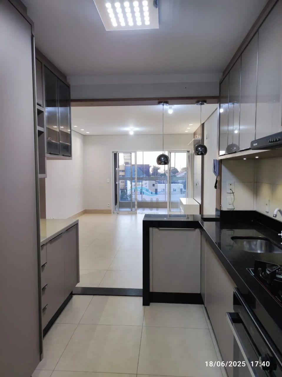 Imagens do imóveis APARTAMENTO A VENDA - EDIFICIO MAISON MONET