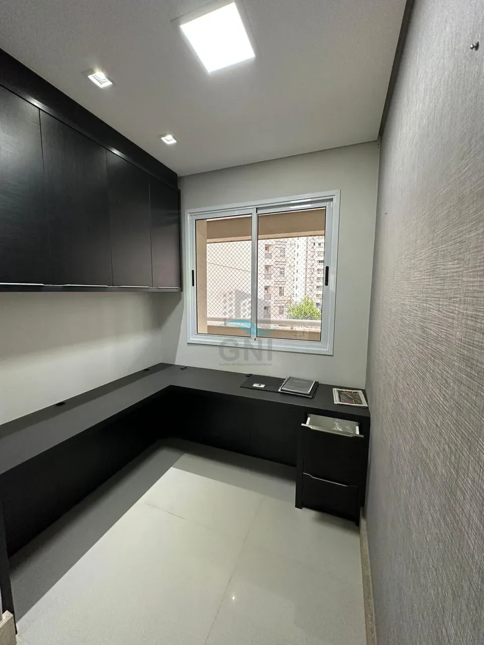 APARTAMENTO PARA LOCAÇÃO - EDIFICIO BATLLÓ