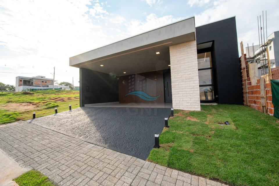Imagens do imóveis CASA TÉRREA A VENDA - CONDOMÍNIO VILLA NOAH