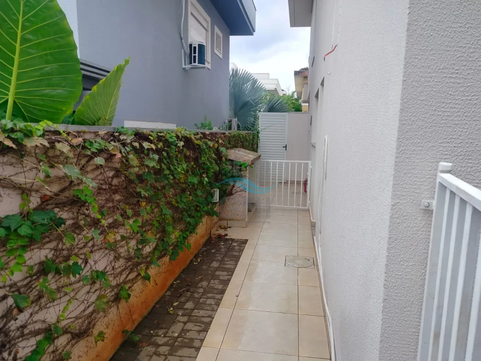 CASA PARA LOCAÇÃO - CONDOMINIO ROYAL MAISON